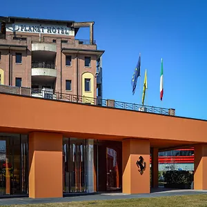 Planet 4*, Maranello Itália