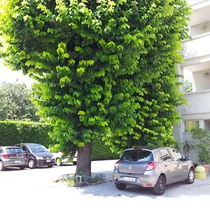 Post 2*, Bérgamo Itália